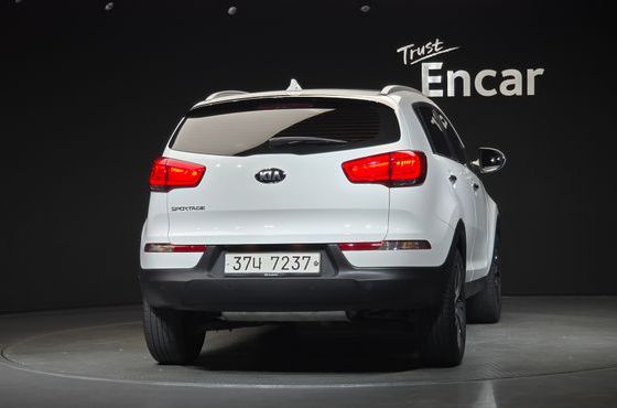 Kia Sportage Diesel 2WD Prestige — пробег 130 099 км — фото 4 из 5