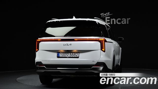 Kia Carnival из Кореи Encar