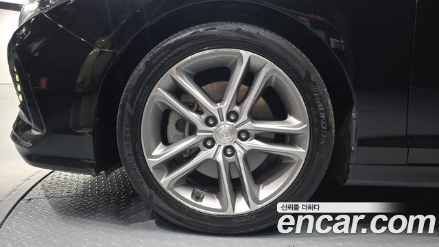 Hyundai Sonata 2.0 Premium Special — пробег 180 400 км — фото 5 из 5