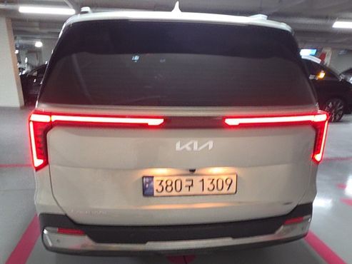 Kia Carnival HEV 9seater Signature — пробег 19 000 км — фото 5 из 5