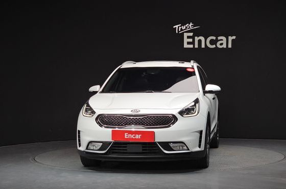 Kia Niro Noblesse — пробег 156 580 км — фото 3 из 5