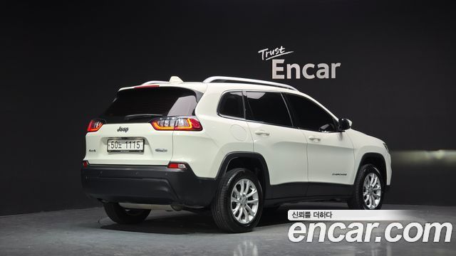 Jeep Cherokee 2.4 Longitude High AWD — пробег 141 085 км — фото 2 из 5