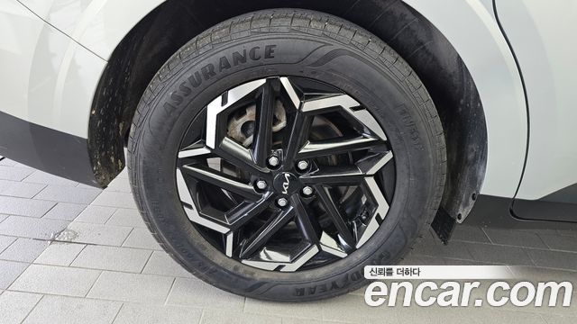 Kia Carnival Gasoline 9-Seater Prestige — пробег 48 597 км — фото 5 из 5