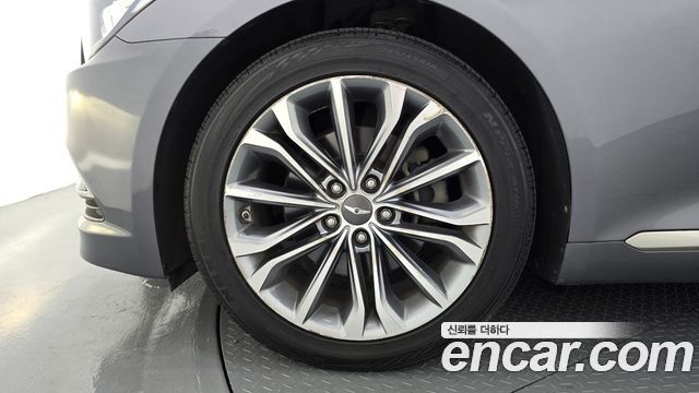 Hyundai Genesis из Кореи Encar