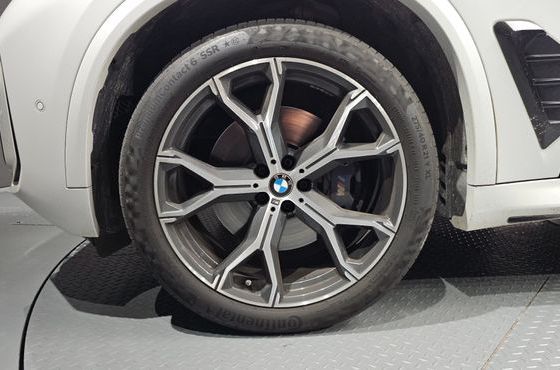 BMW X5 xDrive 40i M Sport — пробег 29 348 км — фото 5 из 5