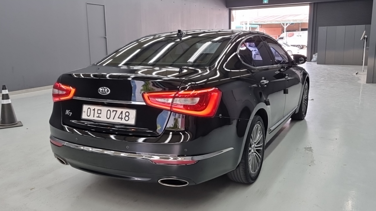 Kia K7 из Кореи Encar