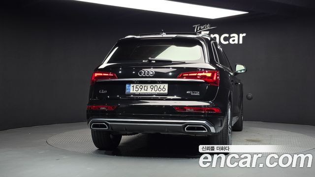 Audi Q5 40 TDI Quattro Premium — пробег 74 788 км — фото 4 из 5