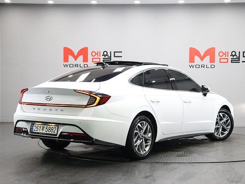 Hyundai Sonata 2.0 Premium — пробег 105 261 км — фото 3 из 5