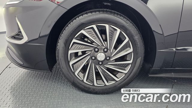 Hyundai Sonata Premium Plus — пробег 35 414 км — фото 5 из 5