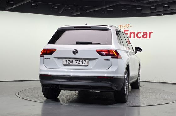 Volkswagen Tiguan 2.0 TDI 4Motion Prestige — пробег 340 803 км — фото 4 из 5