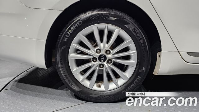 Kia K7 из Кореи Encar