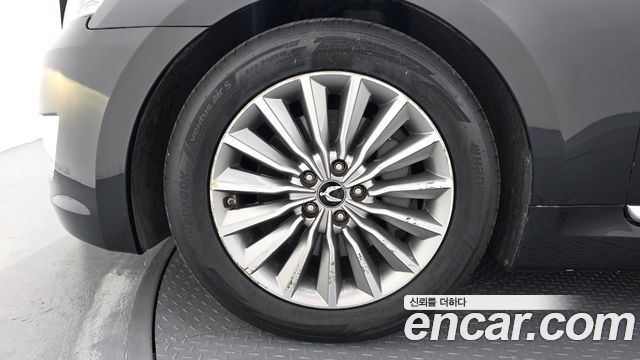 Hyundai Equus из Кореи Encar