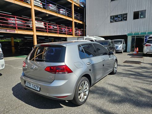Volkswagen Golf 1.6 TDI — пробег 67 706 км — фото 4 из 5