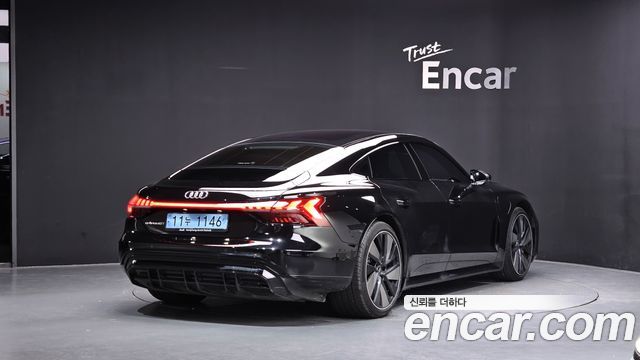 Audi e-tron GT GT quattro Premium — пробег 66 393 км — фото 2 из 5