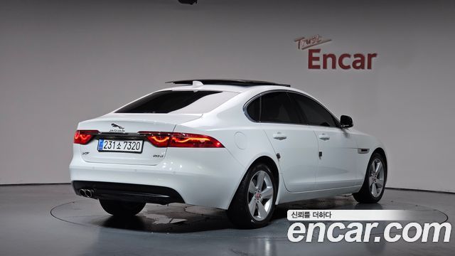 Jaguar XF из Кореи Encar