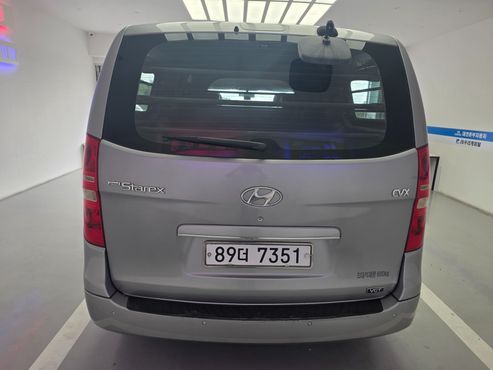 Hyundai Starex 5-Seater VAN CVX Premium — пробег 154 162 км — фото 4 из 5