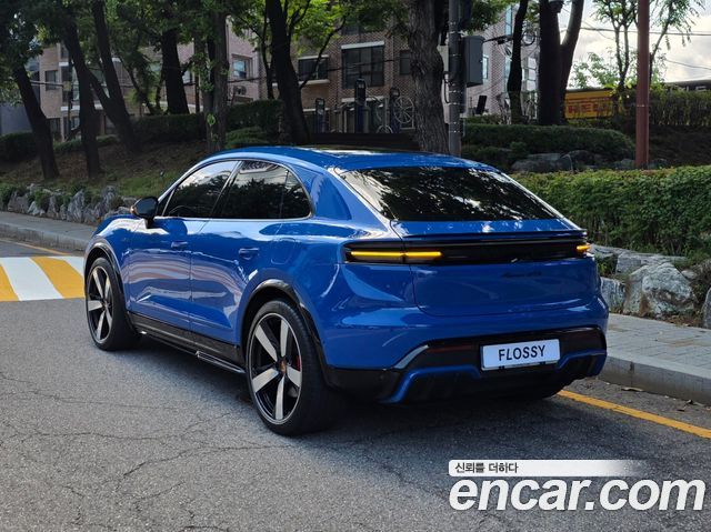 Porsche Macan из Кореи Encar