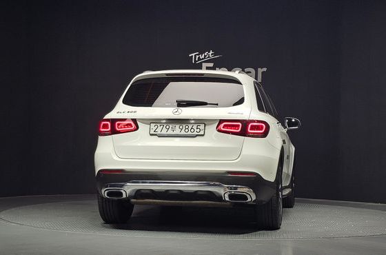 Mercedes-Benz GLC-Class GLC300 4MATIC — пробег 122 845 км — фото 4 из 5