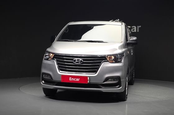 Hyundai Starex Van 5-Seater Smart — пробег 58 697 км — фото 3 из 5