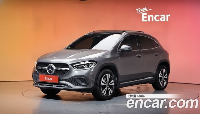 Mercedes-Benz GLA-Class GLA220 — пробег 46 107 км — фото 1 из 5