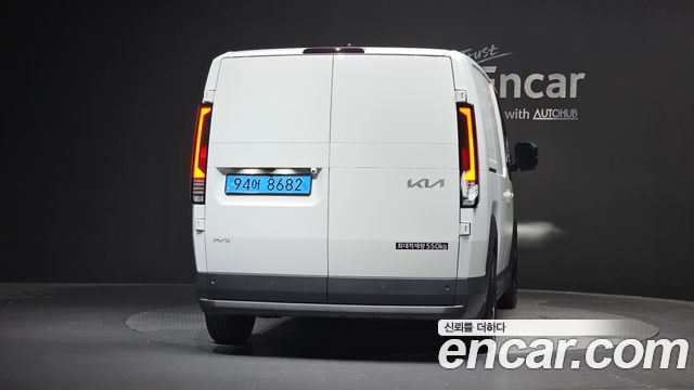 Kia PV5 Cargo Long Range Basic — пробег 640 км — фото 4 из 5