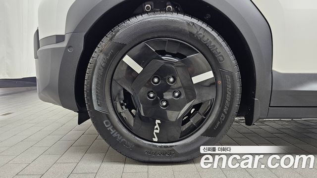Kia PV5 Cargo Long Range Basic — пробег 640 км — фото 5 из 5