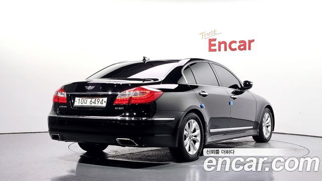 Hyundai Genesis из Кореи Encar