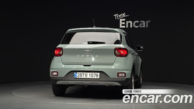 Hyundai Venue из Кореи Encar
