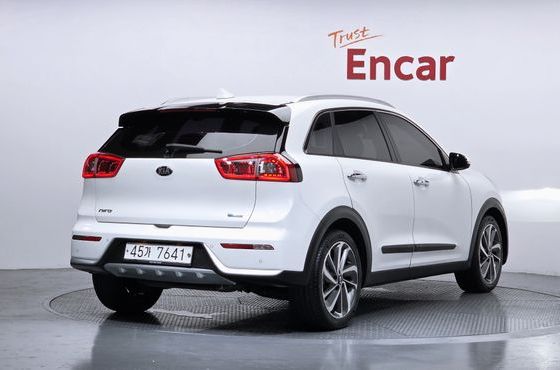 Kia Niro Noblesse — пробег 151 874 км — фото 2 из 5