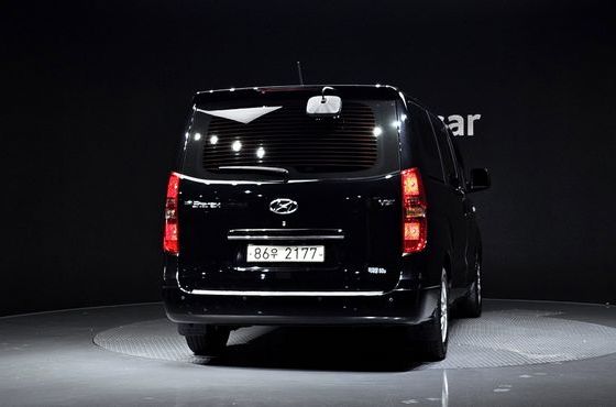 Hyundai Starex Van 5-Seater Modern — пробег 124 770 км — фото 4 из 5