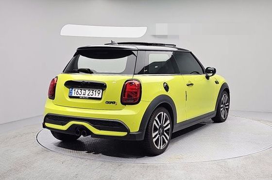 Mini Cooper Classic Third Generation — пробег 27 068 км — фото 2 из 5
