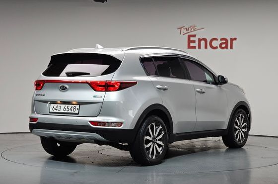 Kia Sportage Diesel 2WD Noblesse — пробег 104 818 км — фото 2 из 5