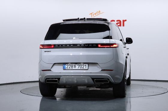 Land Rover Range Rover Sport P360 HSE Dynamic — пробег 29 504 км — фото 4 из 5