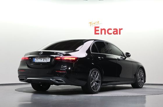 Mercedes-Benz E-Class E220d 4MATIC AMG Line — пробег 75 870 км — фото 2 из 5