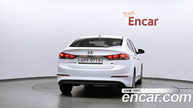 Hyundai AVANTE из Кореи Encar