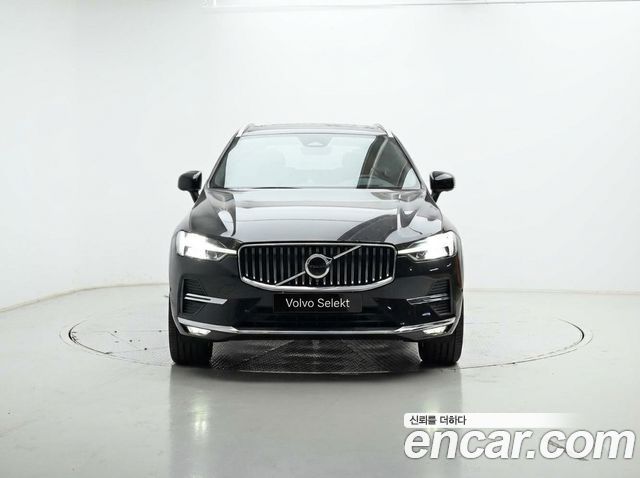 Volvo XC60 B6 Ultimate Bright — пробег 50 950 км — фото 3 из 5