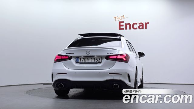 Mercedes-Benz A-Class AMG A35 4MATIC Sedan — пробег 32 579 км — фото 4 из 5