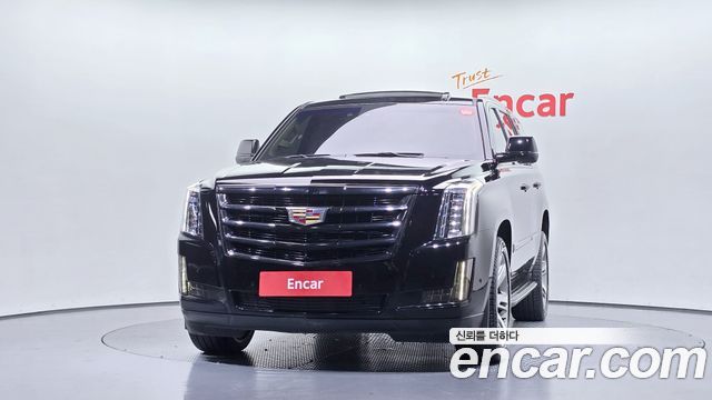 Cadillac Escalade 6.2 4th — пробег 133 915 км — фото 3 из 5
