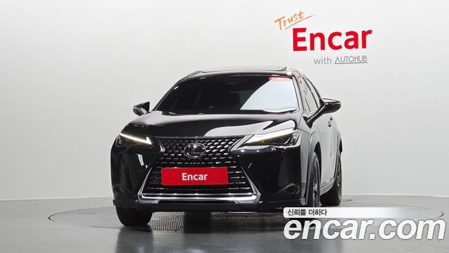 Lexus UX 2.0 2WD — пробег 72 759 км — фото 3 из 5