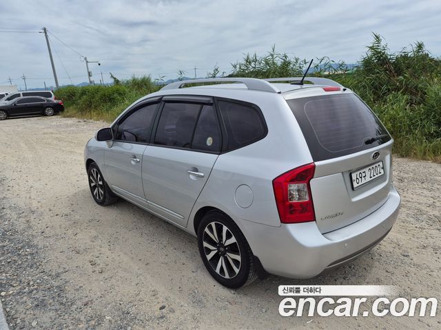 Kia Carens из Кореи Encar