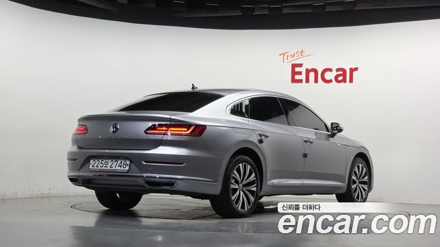 Volkswagen Arteon 2.0 TDI Premium — пробег 33 158 км — фото 2 из 5