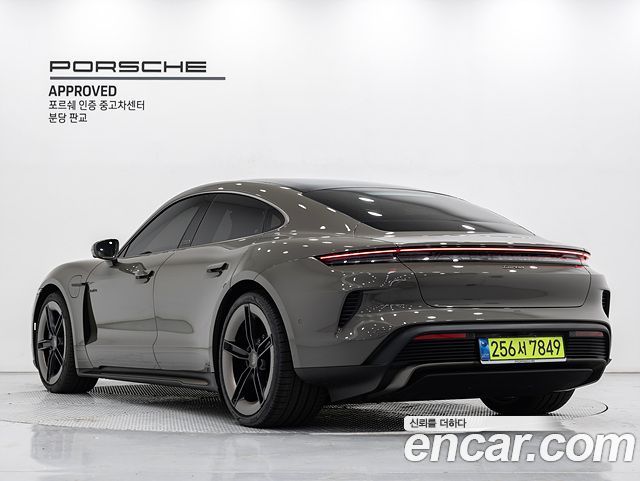 Porsche Taycan из Кореи Encar