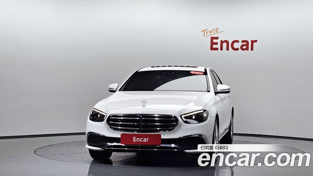 Mercedes-Benz E-Class из Кореи Encar