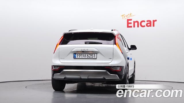 Kia Niro из Кореи Encar