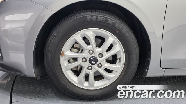 Kia K3 из Кореи Encar