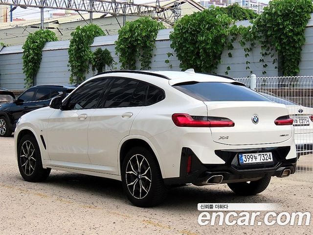 BMW X4 xDrive20i M Sport — пробег 72 146 км — фото 2 из 5