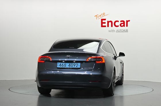 Tesla Model 3 Long Range AWD — пробег 124 388 км — фото 4 из 5
