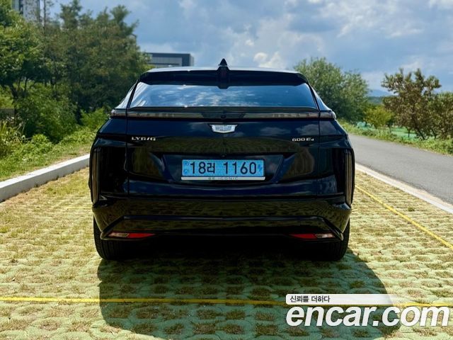 Cadillac Lyriq из Кореи Encar