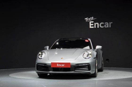 Porsche 911 Carrera S — пробег 10 760 км — фото 3 из 5
