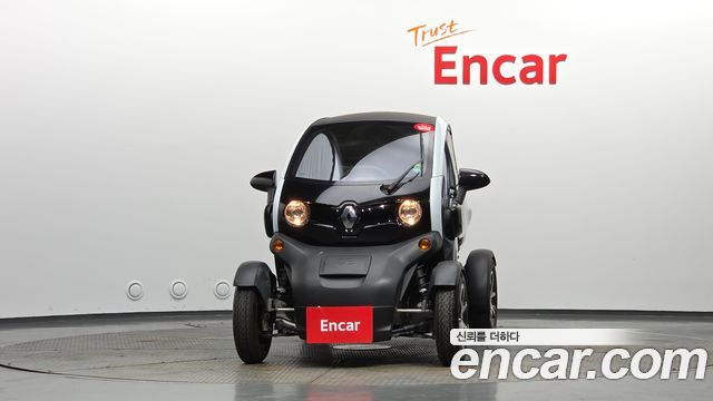 Renault (Samsung) Twizy Intens(2-seater) — пробег 666 км — фото 3 из 5